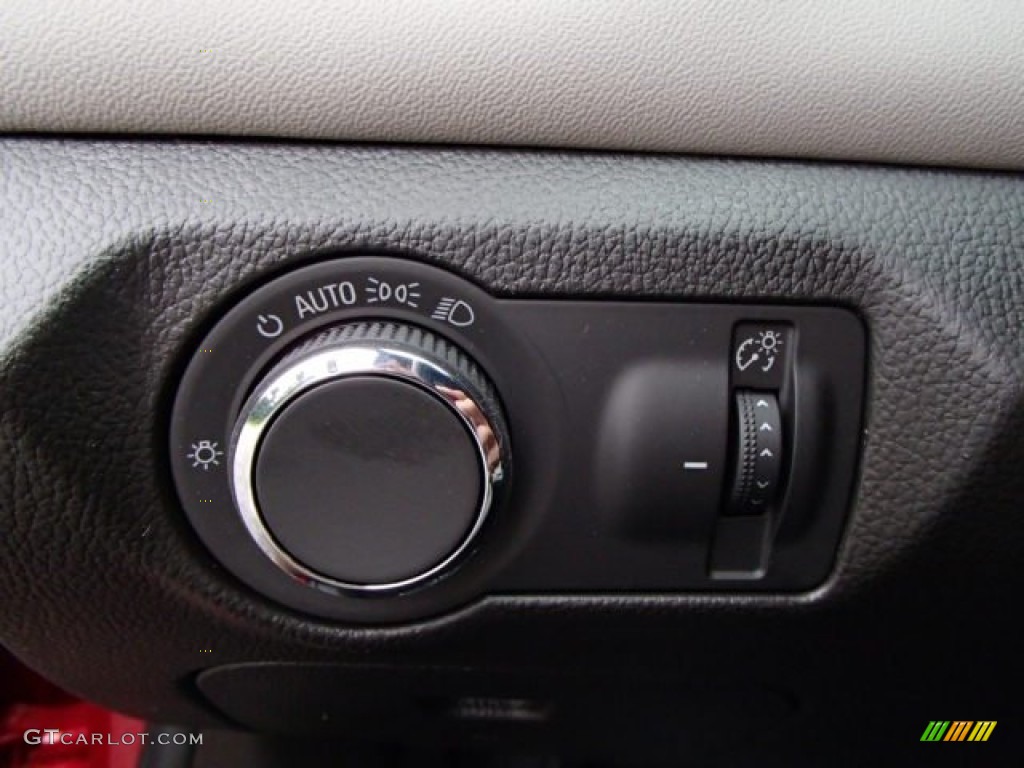 2014 Cruze LT - Crystal Red Tintcoat / Medium Titanium photo #19