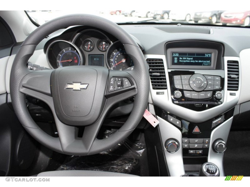 2014 Chevrolet Cruze LS Jet Black/Medium Titanium Dashboard Photo #85693088