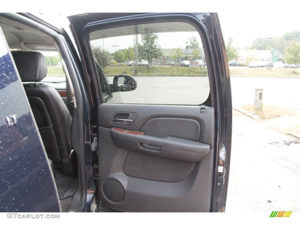2007 Suburban 1500 LT 4x4 - Dark Blue Metallic / Ebony photo #17