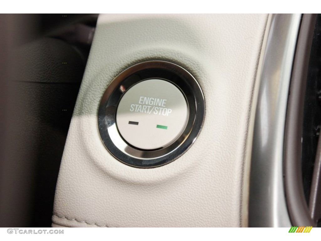 2014 Buick LaCrosse Leather Controls Photo #85694360