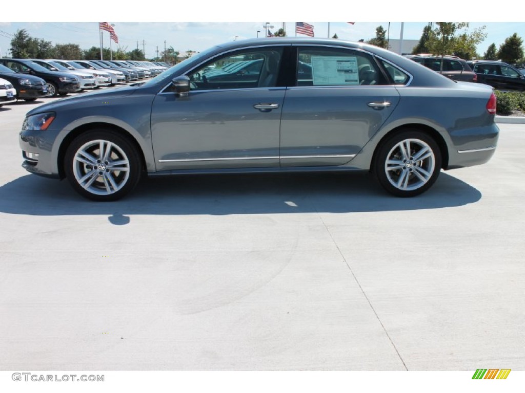 Platinum Gray Metallic 2014 Volkswagen Passat 1.8T SEL Premium Exterior Photo #85695137