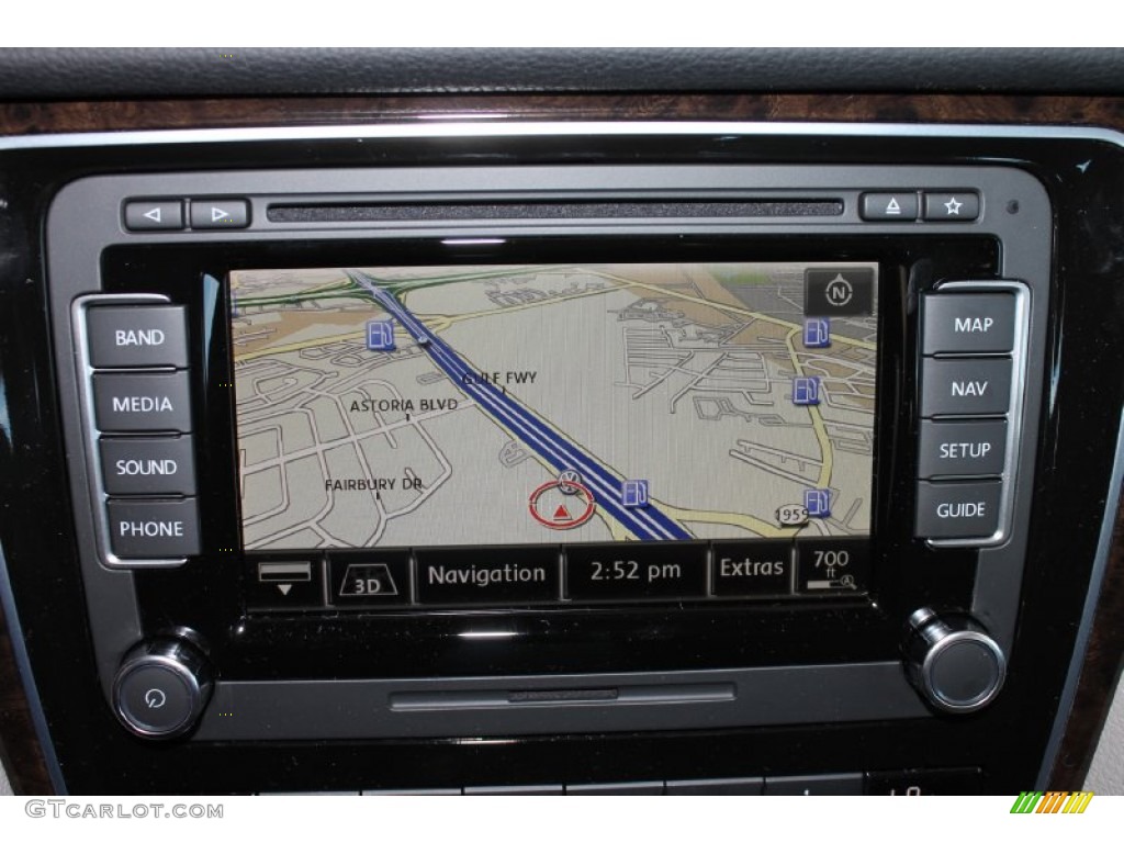 2014 Volkswagen Passat 1.8T SEL Premium Navigation Photo #85695341