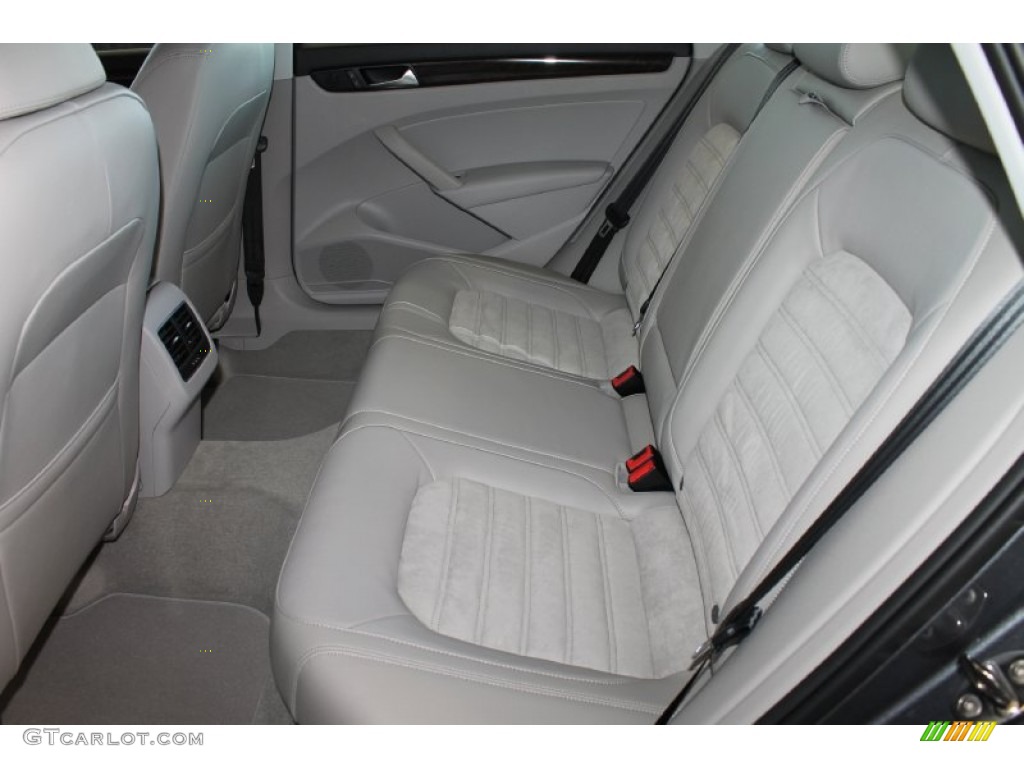 Moonrock Interior 2014 Volkswagen Passat 1.8T SEL Premium Photo #85695473