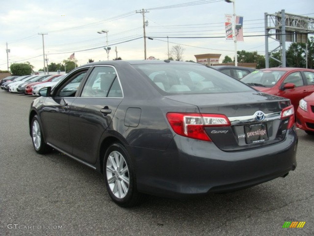 2013 Camry Hybrid XLE - Magnetic Gray Metallic / Light Gray photo #4