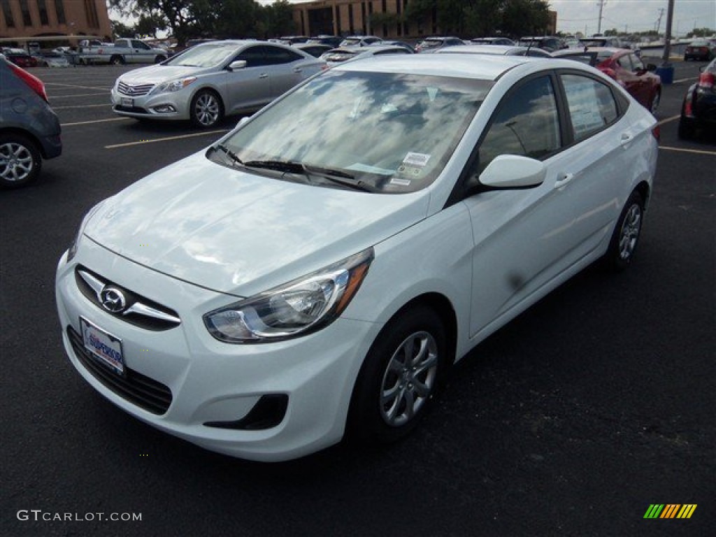 2013 Accent GLS 4 Door - Century White / Beige photo #1