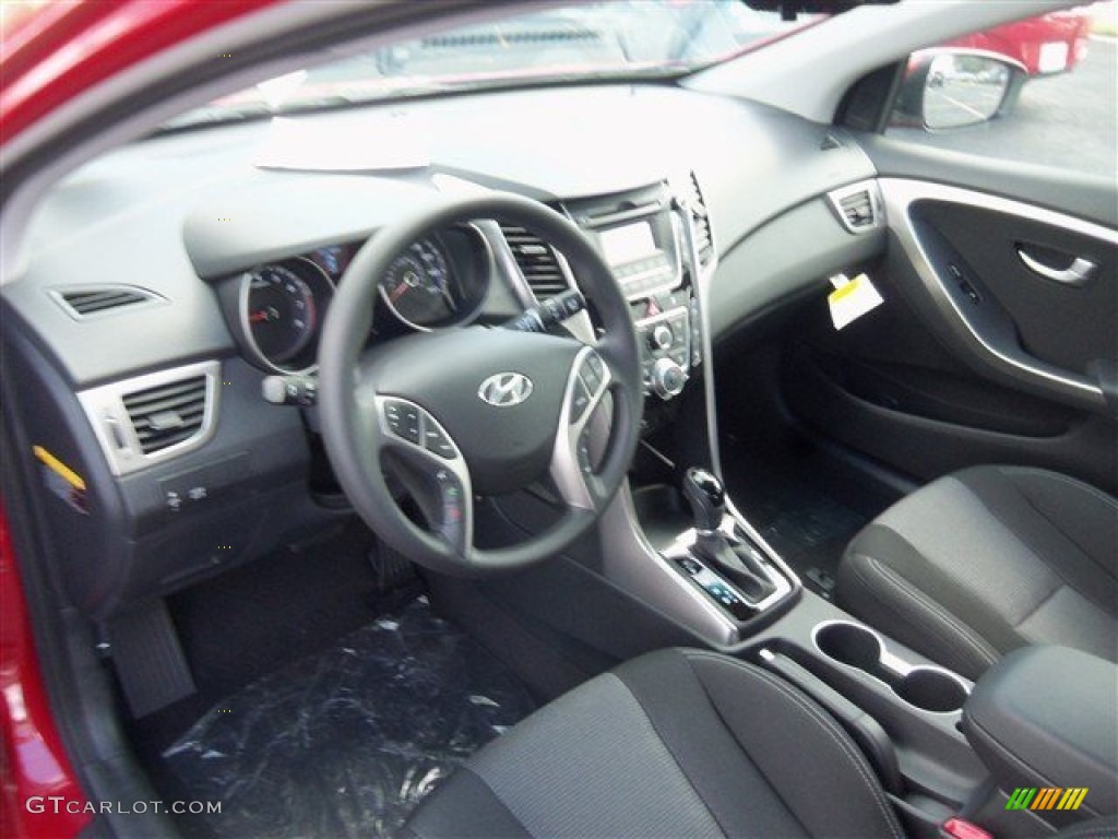 2013 Elantra GT - Red / Black photo #5