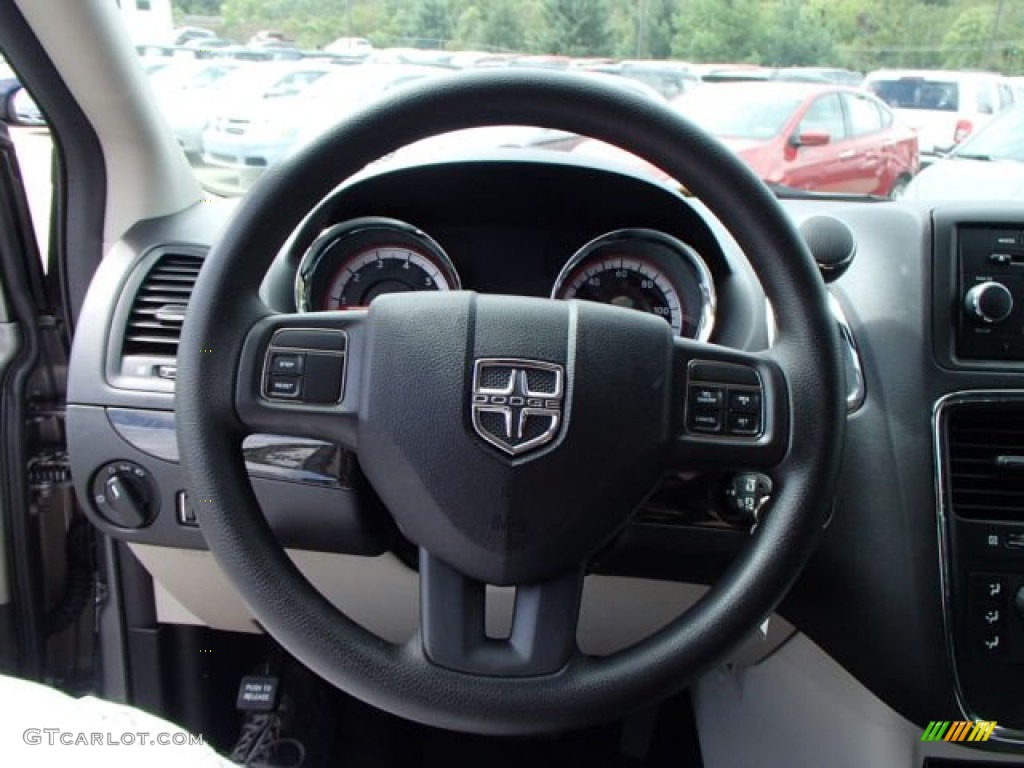 2014 Dodge Grand Caravan SXT Steering Wheel Photos