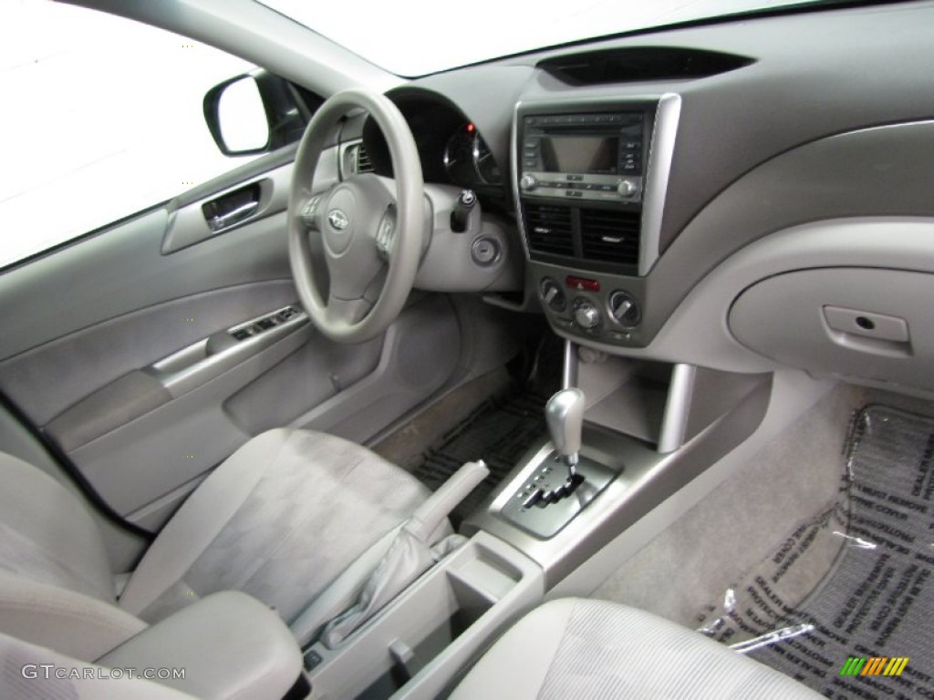 2010 Forester 2.5 X Premium - Spark Silver Metallic / Platinum photo #22