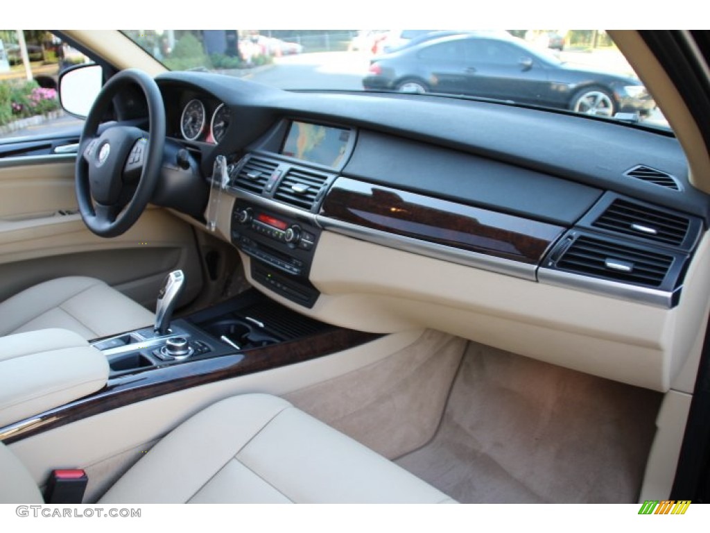 2013 X5 xDrive 35i - Black Sapphire Metallic / Sand Beige photo #28