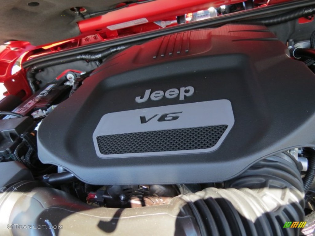 2014 Jeep Wrangler Sahara 4x4 Engine Photos