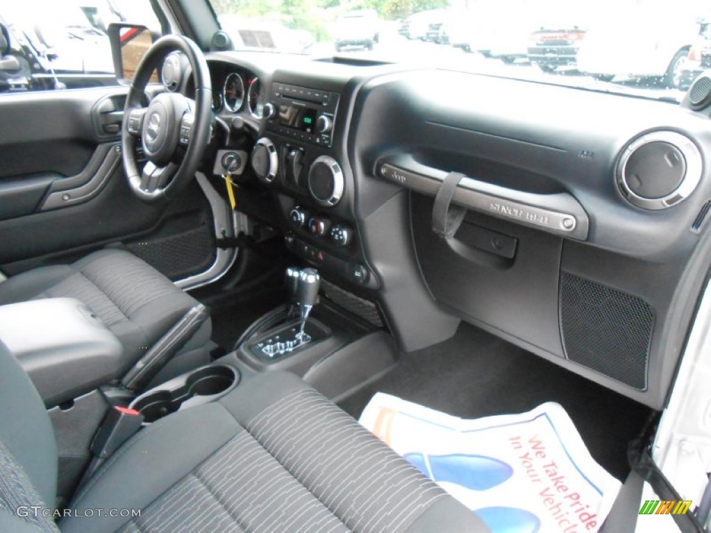 2012 Wrangler Sport 4x4 - Bright Silver Metallic / Black photo #12