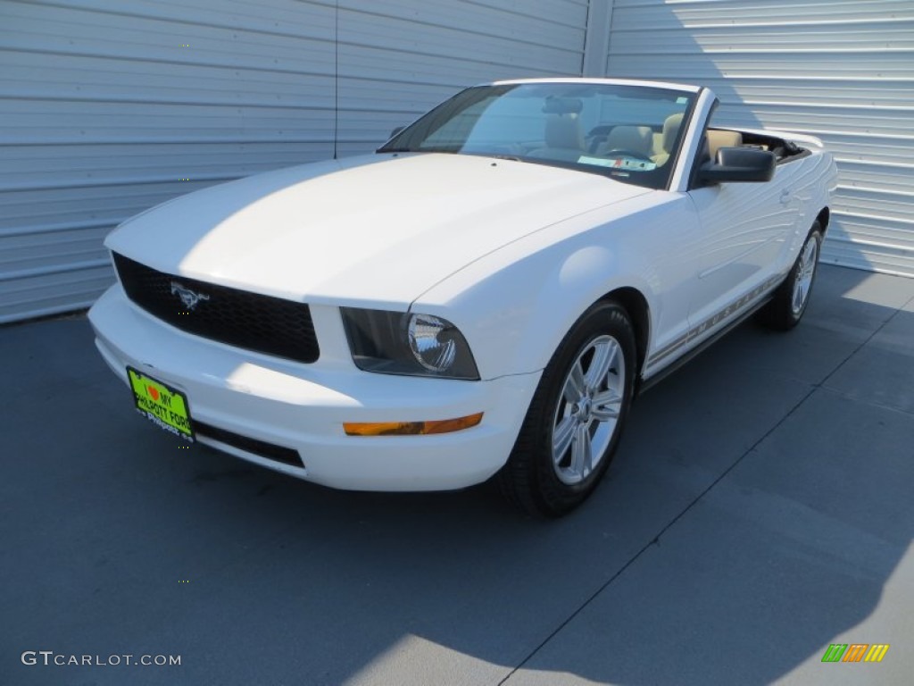 2006 Mustang V6 Premium Convertible - Performance White / Light Parchment photo #7
