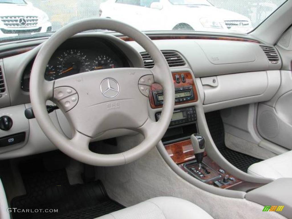 2002 CLK 320 Cabriolet - Magma Red / Ash photo #6