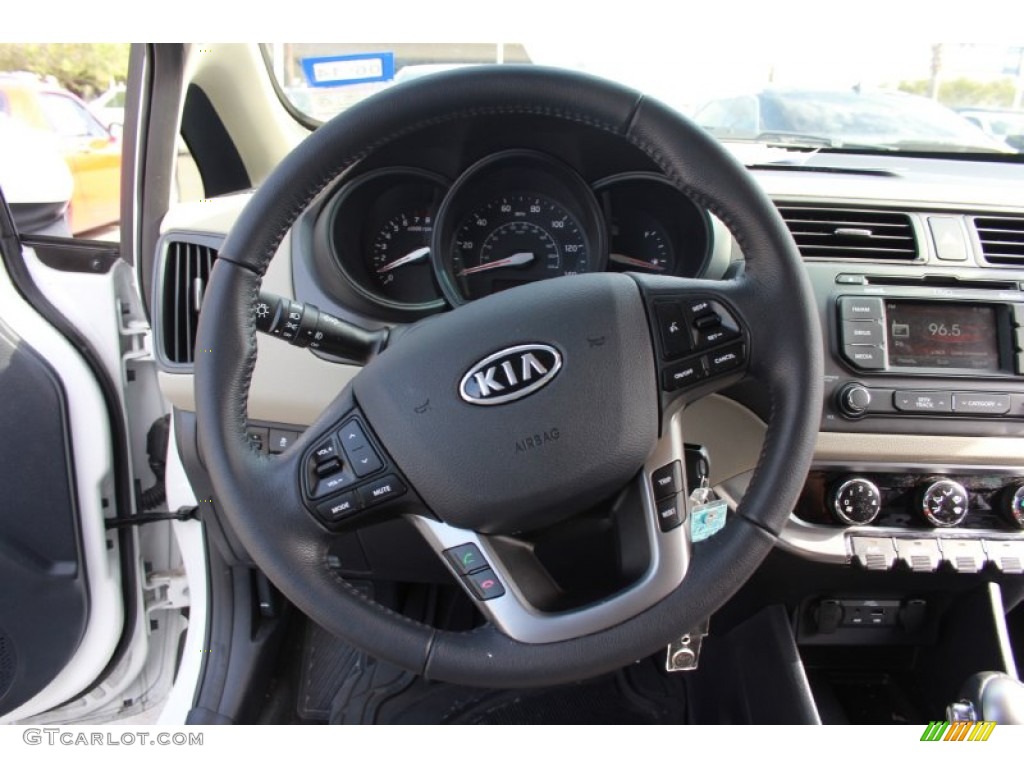 2013 Kia Rio EX 5-Door Black Steering Wheel Photo #85717105