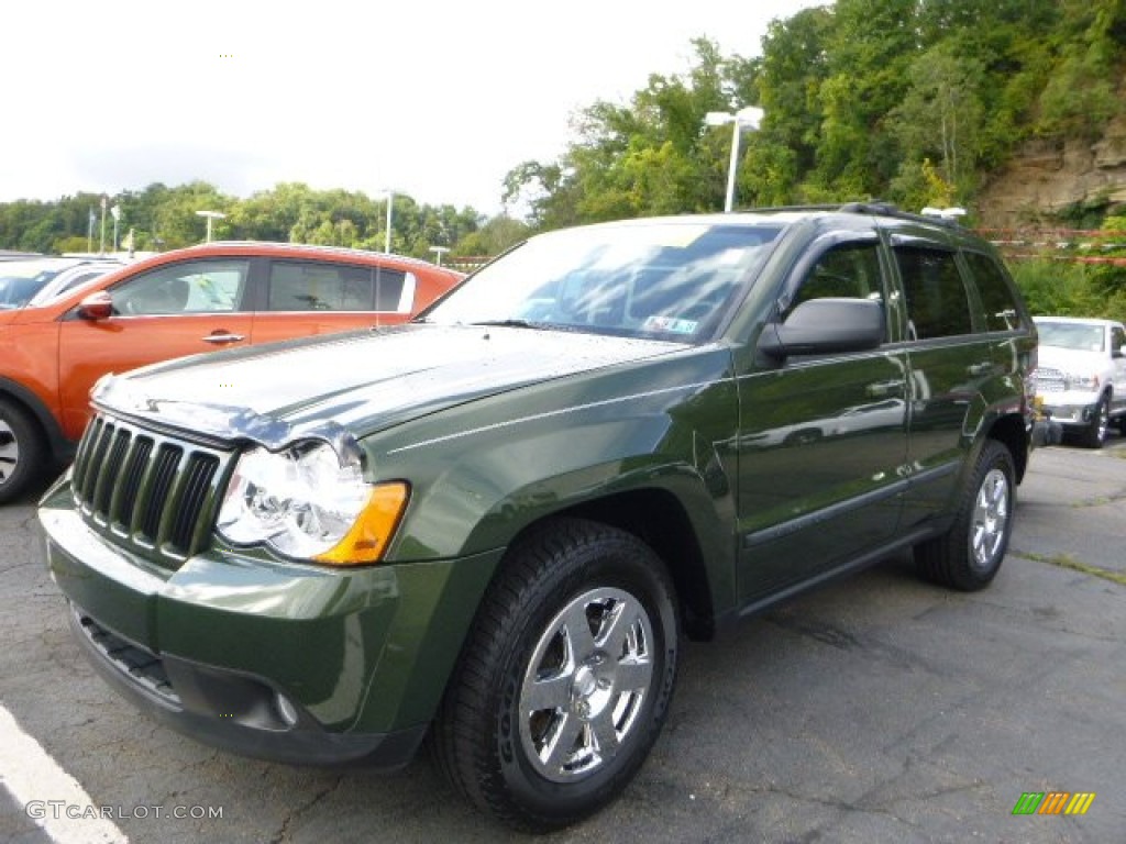 2008 Grand Cherokee Laredo 4x4 - Jeep Green Metallic / Dark Slate Gray/Light Graystone photo #1