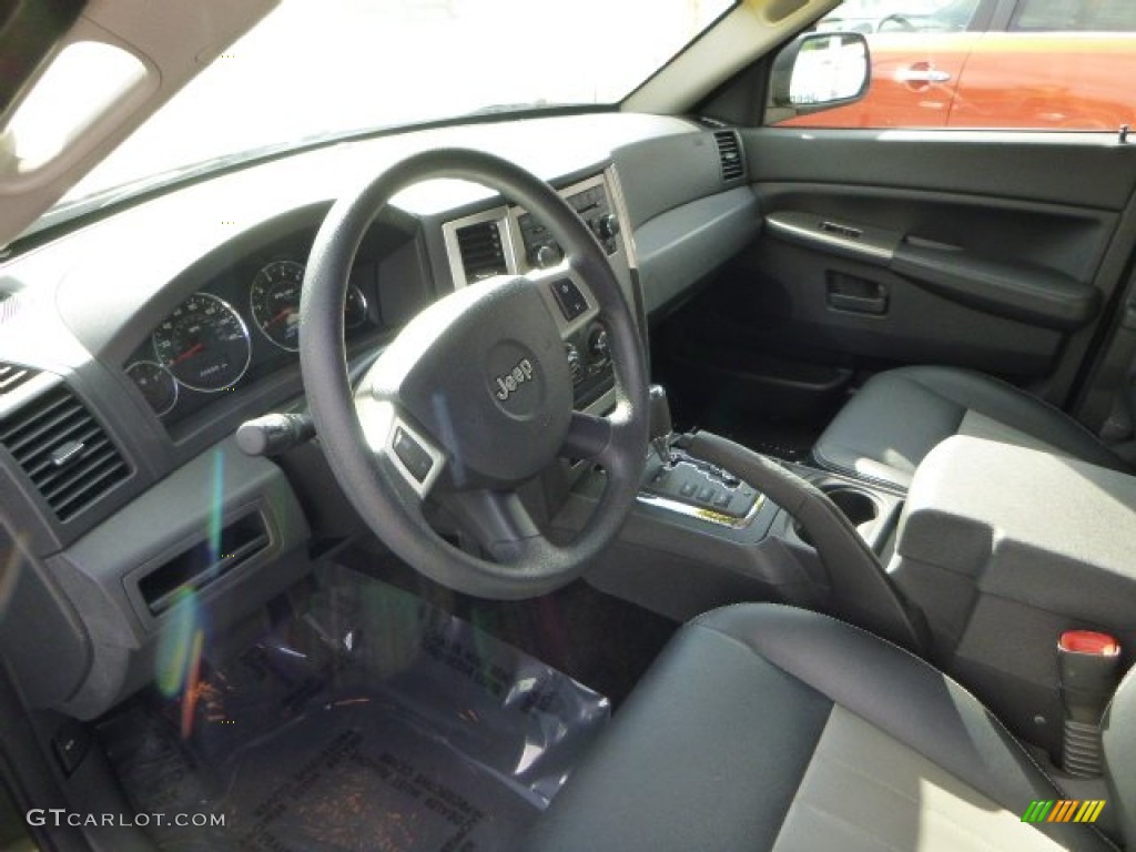 2008 Grand Cherokee Laredo 4x4 - Jeep Green Metallic / Dark Slate Gray/Light Graystone photo #14