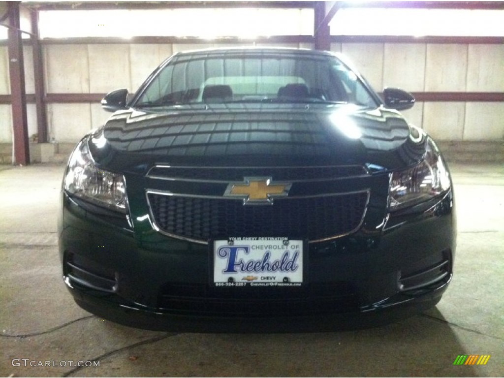 2014 Cruze Eco - Rainforest Green Metallic / Jet Black photo #2