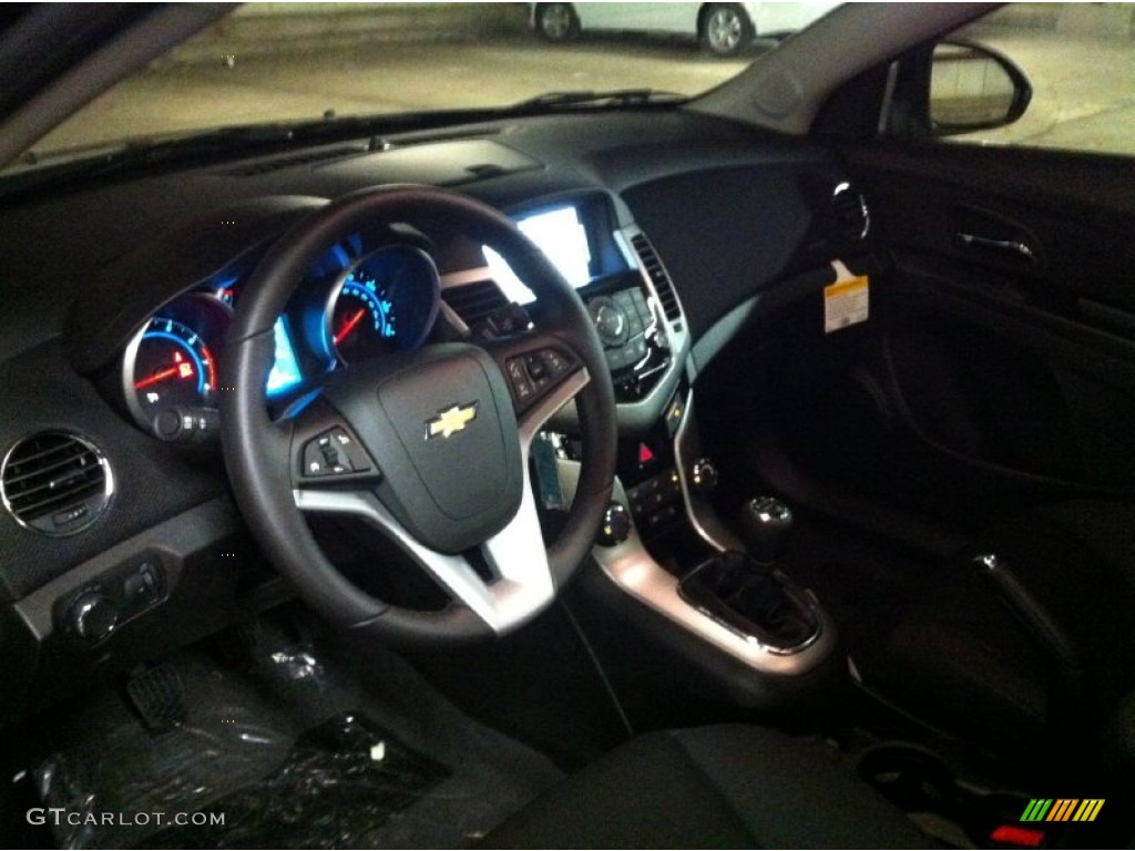 2014 Cruze Eco - Rainforest Green Metallic / Jet Black photo #7