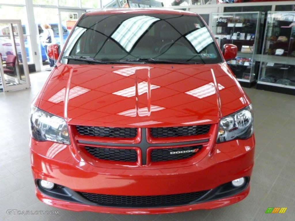 Redline 2-Coat Pearl 2014 Dodge Grand Caravan R/T Exterior Photo #85719820