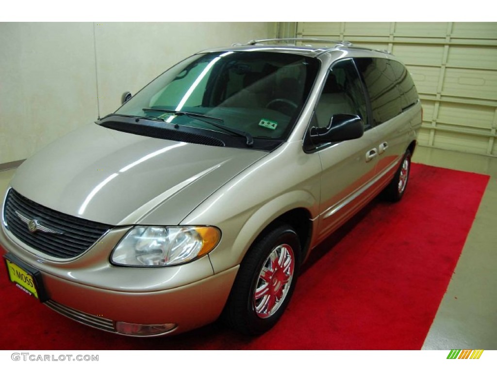 2003 Town & Country Limited - Light Almond Pearl / Gray photo #3