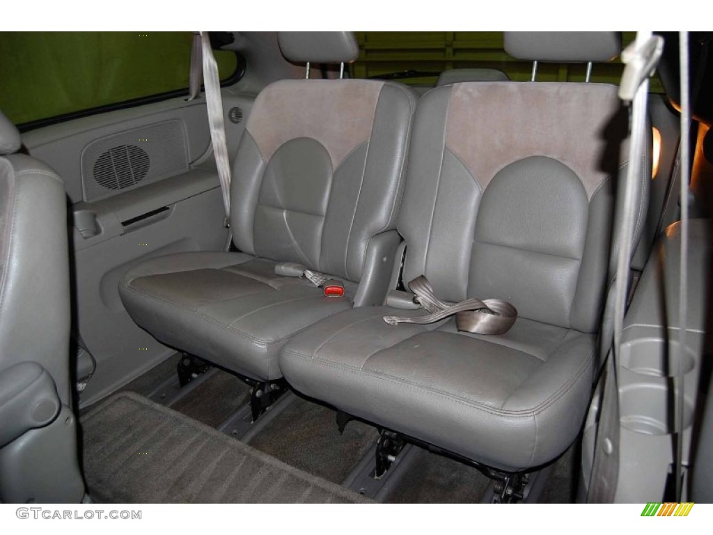 2003 Town & Country Limited - Light Almond Pearl / Gray photo #13