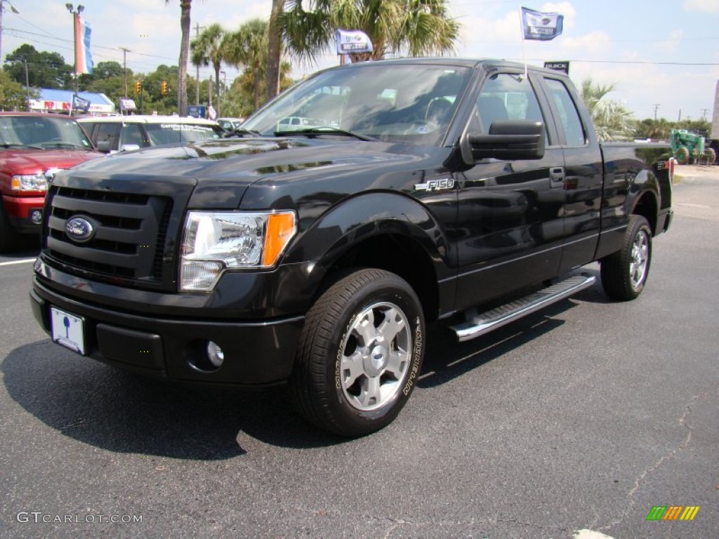 2010 F150 STX SuperCab - Tuxedo Black / Medium Stone photo #4