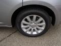 2014 Chrysler 200 Limited Sedan Wheel and Tire Photo