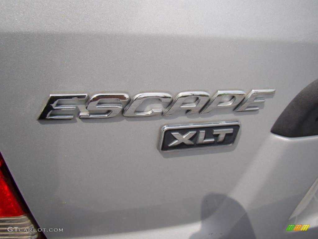 2005 Escape XLT V6 4WD - Silver Metallic / Medium/Dark Flint Grey photo #29