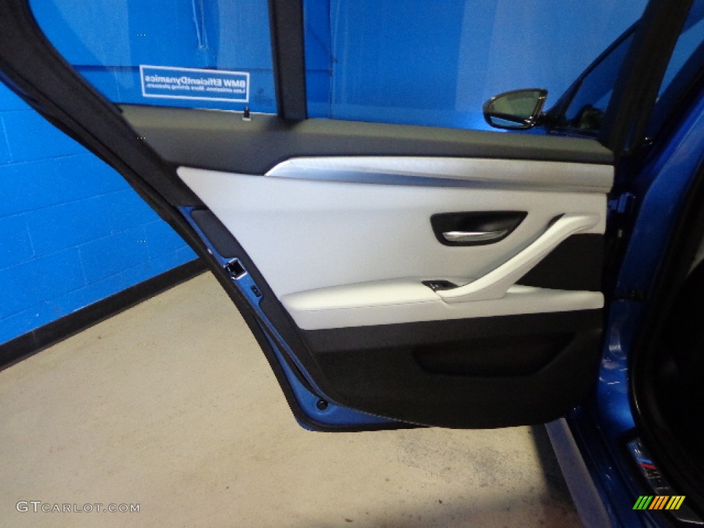 2013 BMW M5 Sedan Silverstone II Door Panel Photo #85728355