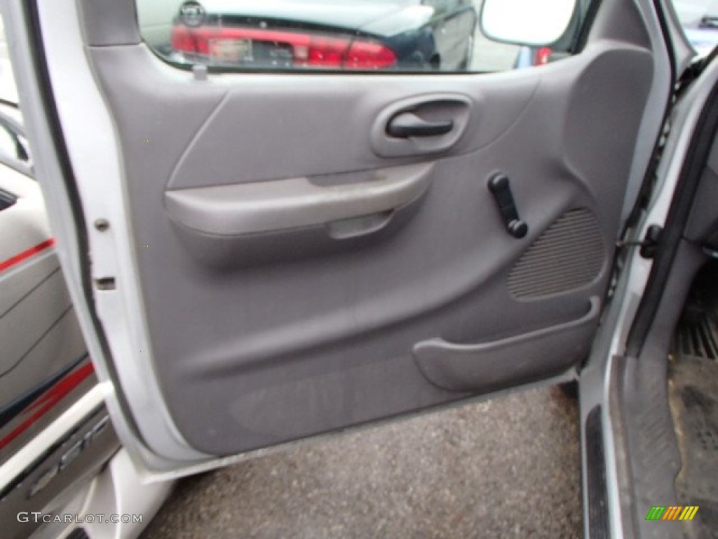 2002 Ford F150 XL Regular Cab Medium Graphite Door Panel Photo #85731358