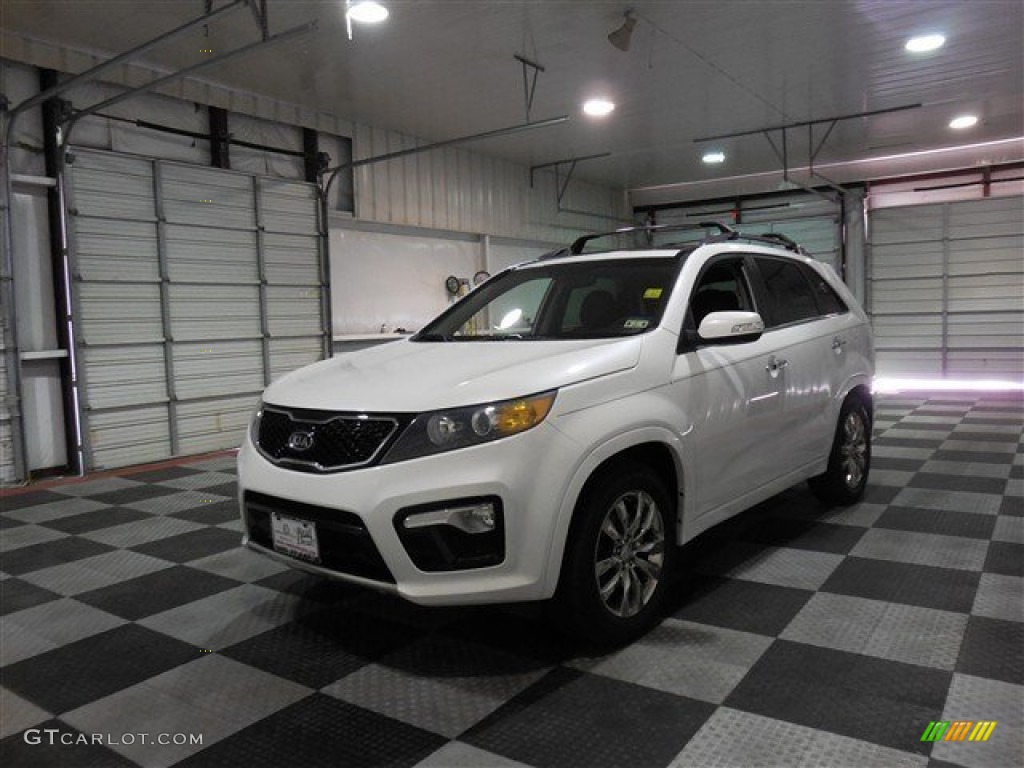 2011 Sorento SX V6 - Snow White Pearl / Black photo #3