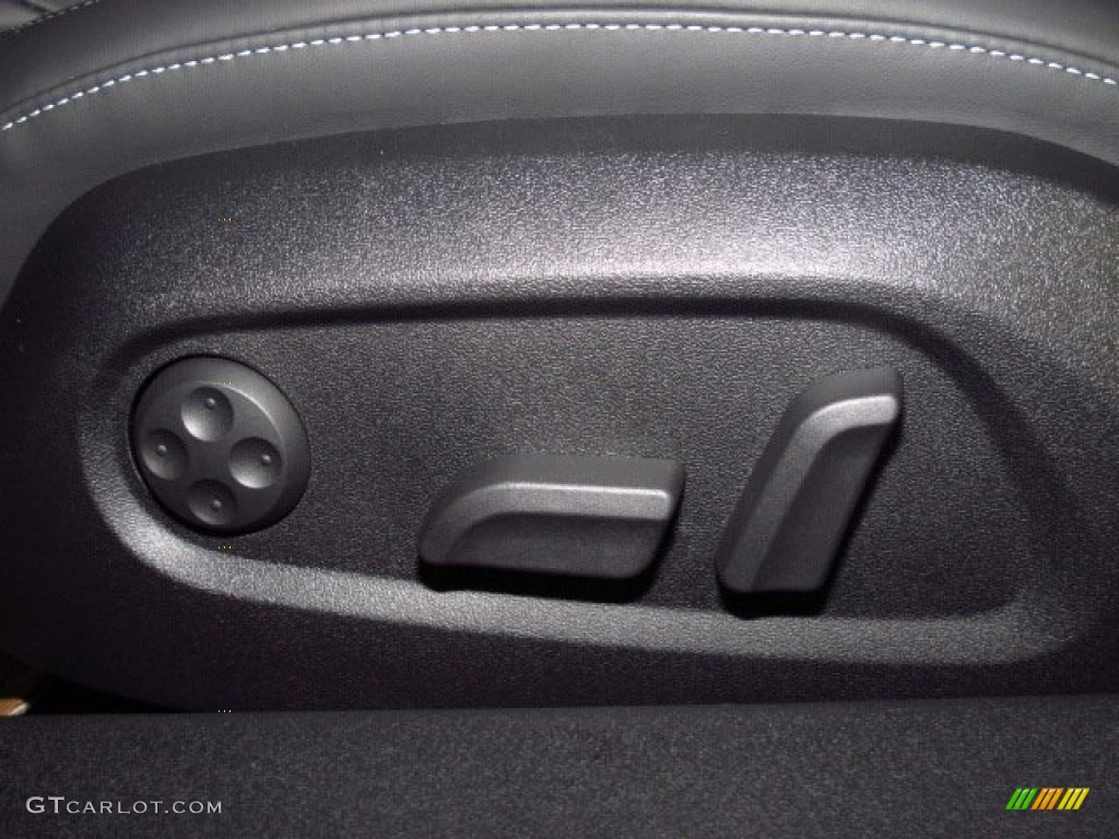 2014 Audi TT S 2.0T quattro Roadster Controls Photo #85735102