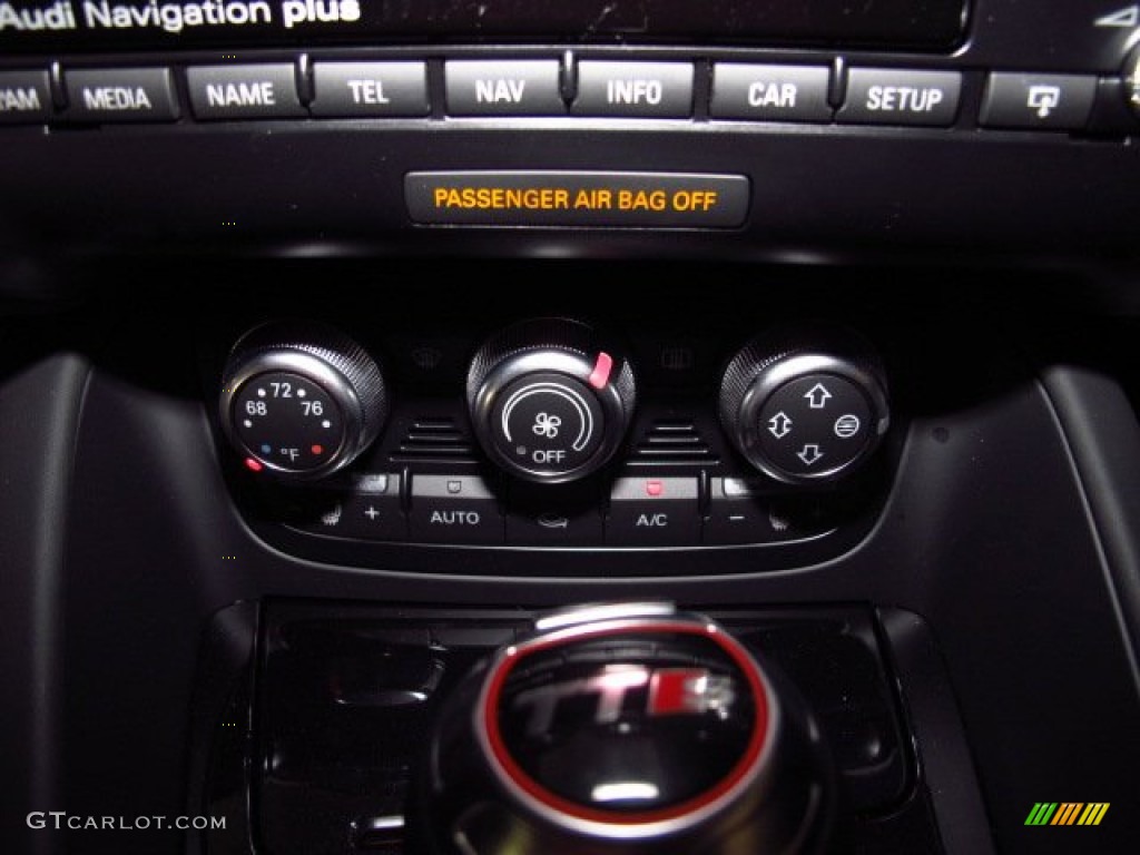 2014 Audi TT S 2.0T quattro Coupe Controls Photo #85735679
