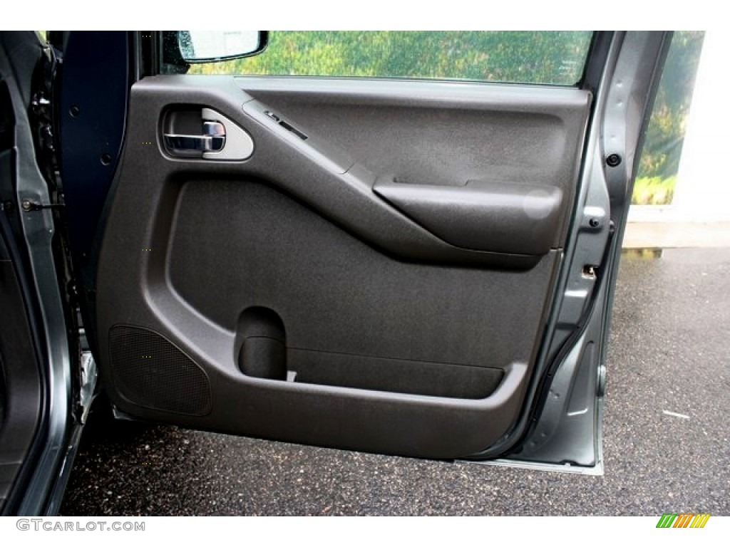 2005 Frontier SE King Cab 4x4 - Storm Gray Metallic / Graphite photo #22