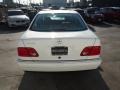 Glacier White - E 320 Sedan Photo No. 9