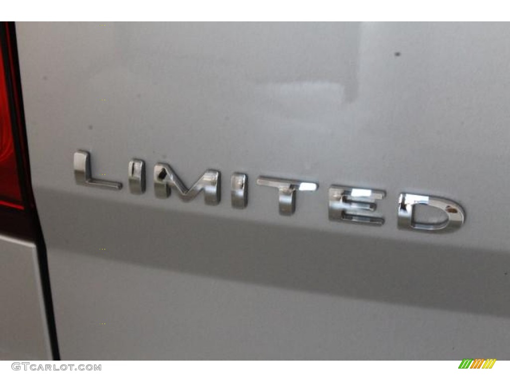 2013 Explorer Limited 4WD - Ingot Silver Metallic / Charcoal Black photo #16