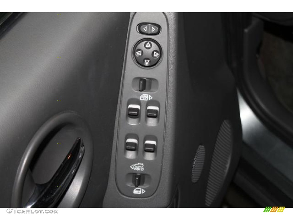 2004 Grand Prix GT Sedan - Greystone Metallic / Dark Pewter photo #31