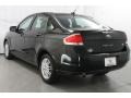 2009 Ebony Black Ford Focus SE Sedan  photo #10