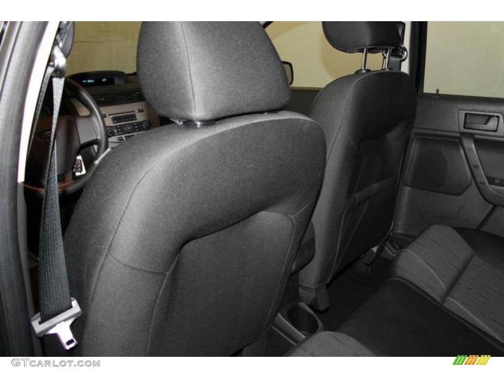 2009 Focus SE Sedan - Ebony Black / Charcoal Black photo #23