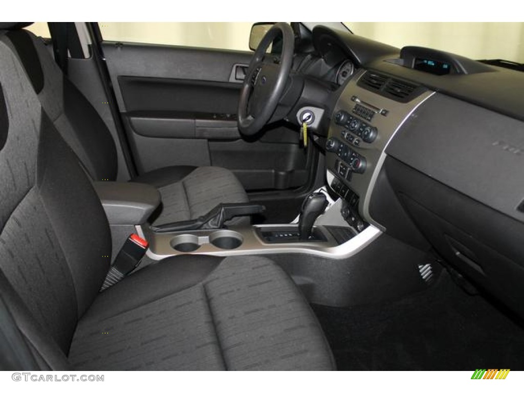2009 Focus SE Sedan - Ebony Black / Charcoal Black photo #28