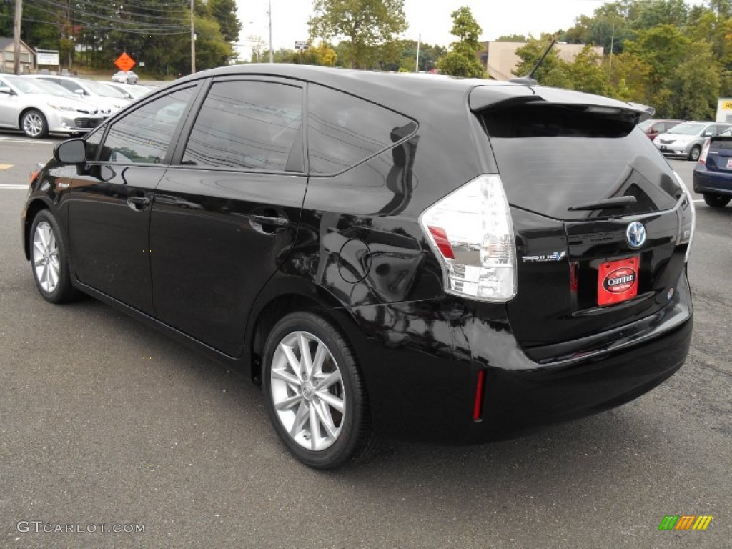 2012 Prius v Five Hybrid - Black / Dark Gray photo #6