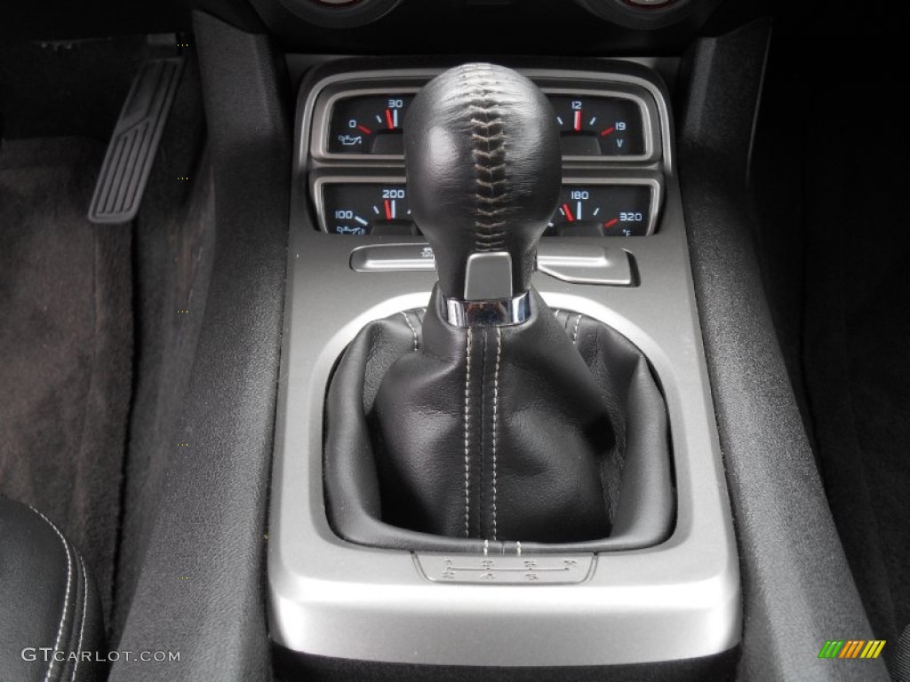 2011 Chevrolet Camaro SS/RS Convertible Transmission Photos