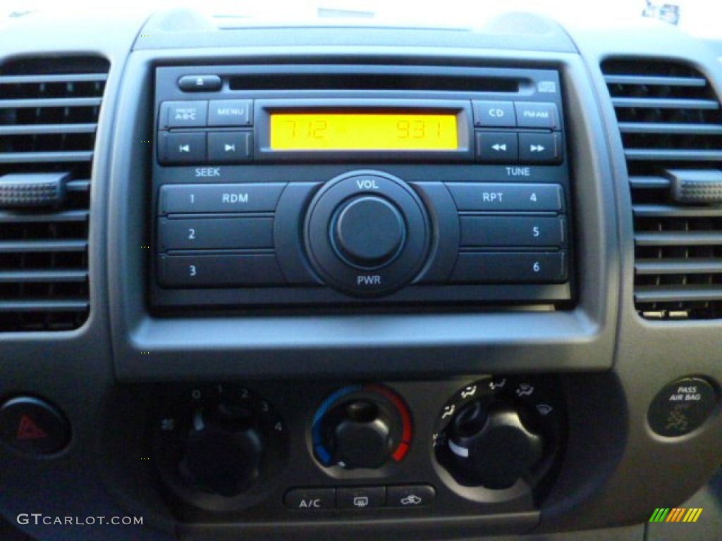 2013 Nissan Xterra X 4x4 Audio System Photo #85750209