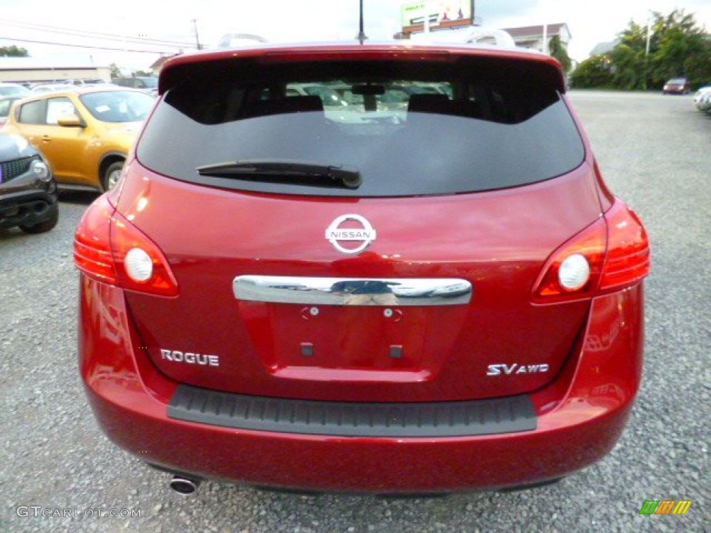 2013 Rogue SV AWD - Cayenne Red / Black photo #6