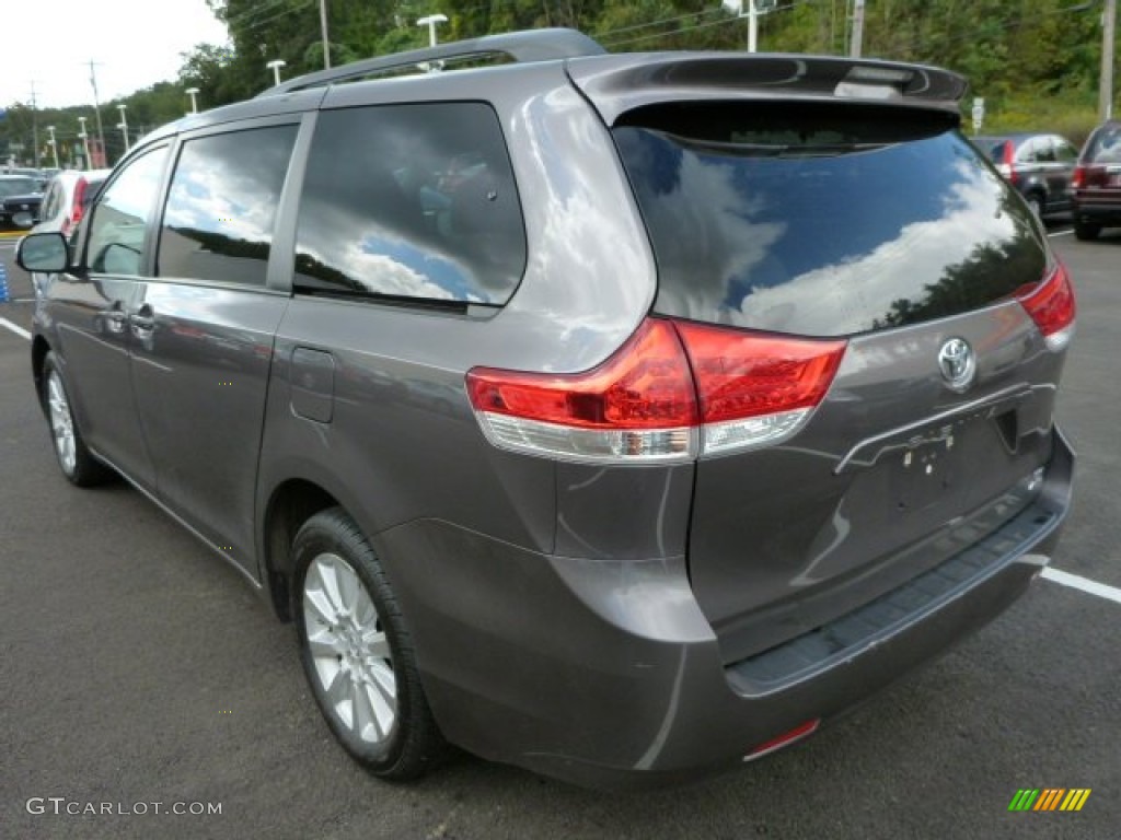 2012 Sienna LE AWD - Predawn Gray Mica / Light Gray photo #5