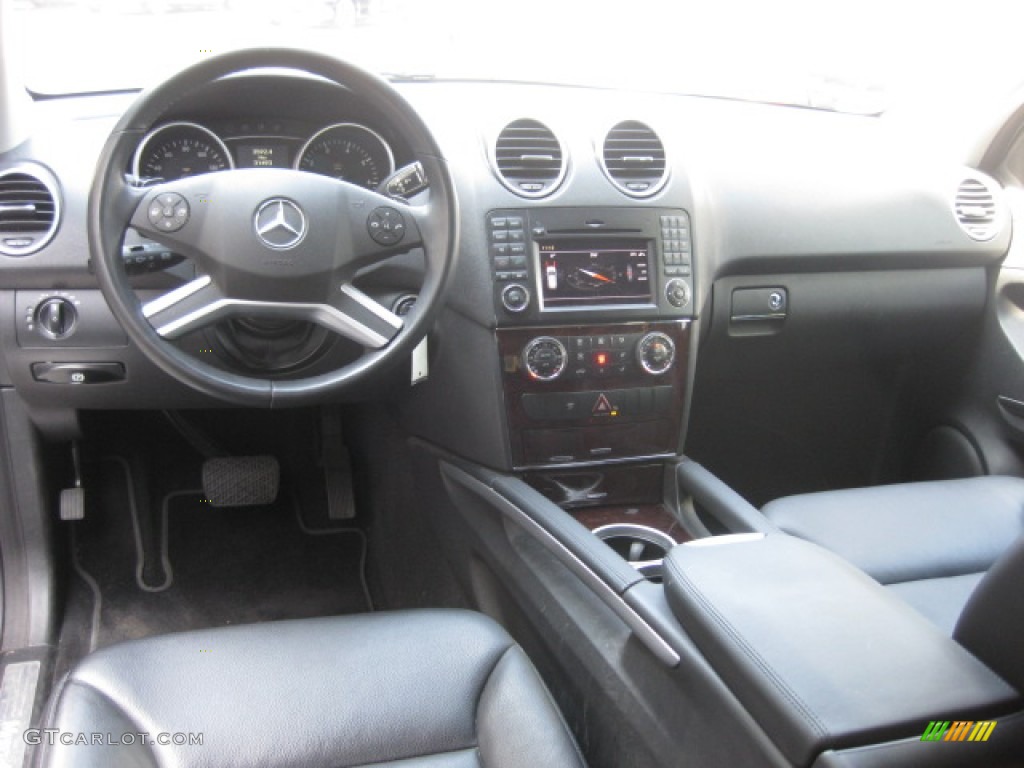 2010 ML 350 - Steel Grey Metallic / Black photo #20