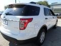 2014 Oxford White Ford Explorer FWD  photo #5