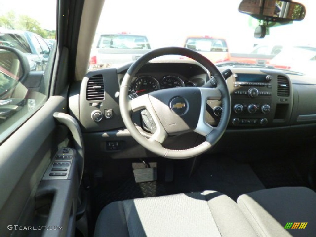 2014 Chevrolet Silverado 2500HD LT Crew Cab 4x4 Ebony Dashboard Photo #85754358