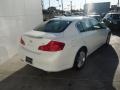 Moonlight White - G 25 Journey Sedan Photo No. 4