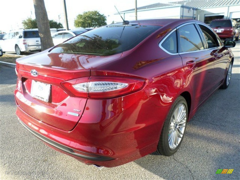 2014 Fusion SE EcoBoost - Ruby Red / Dune photo #5